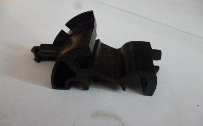 0343553   Fuel & oil lines RETAINER