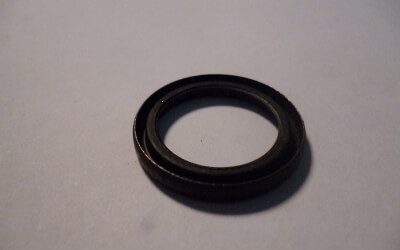 32121 – OIL SEAL WATER PUMP BODY