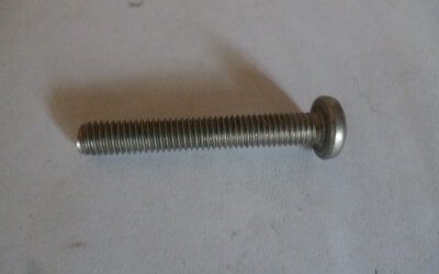 4001911  SCREW