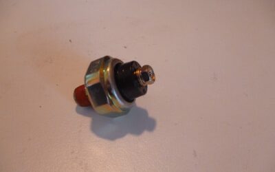 5030826 Switch Oil Pressure