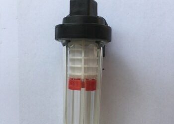 Small outboard fuel filter with water separator